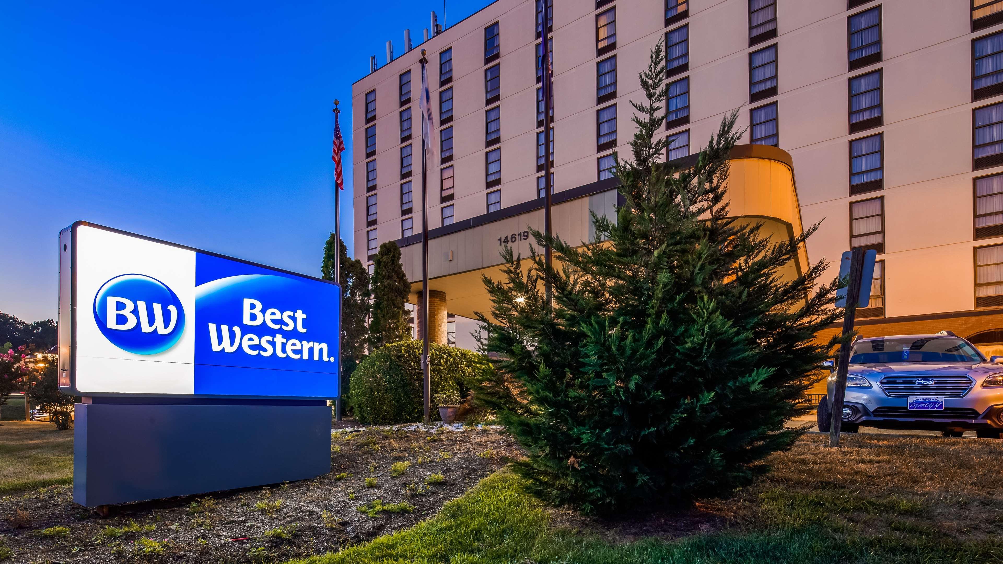 Best Western Potomac Mills Woodbridge Exterior photo